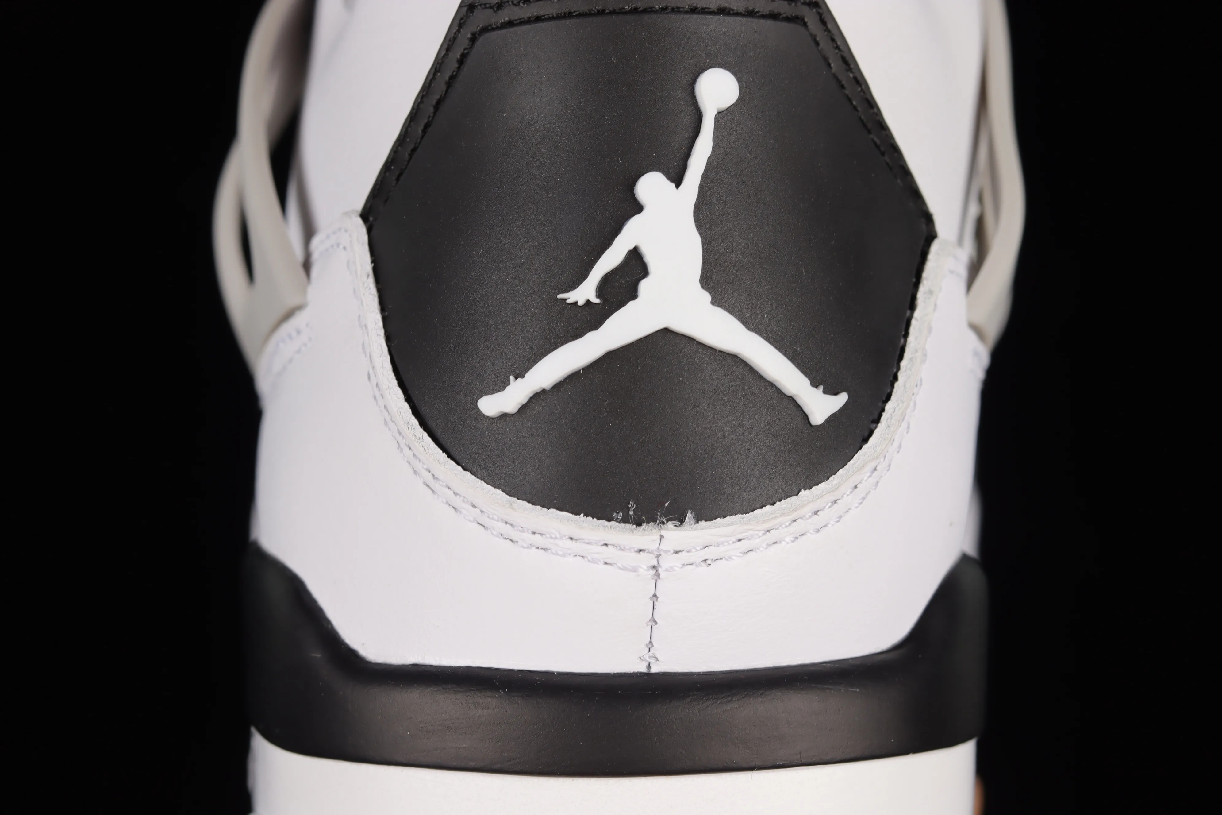 All categories Air Jordan Jordan series basketball shoes Air Jordan 4 pure original Air Jordan 4 "Military Black" AJ4 Joe 4 gray and black stitching DH6927-111